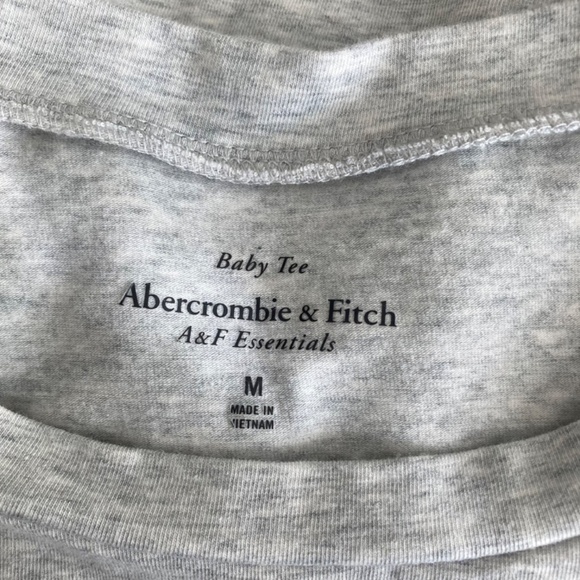 Abercrombie & Fitch Essential Tuckable Baby Tee Light Grey - Picture 2 of 4